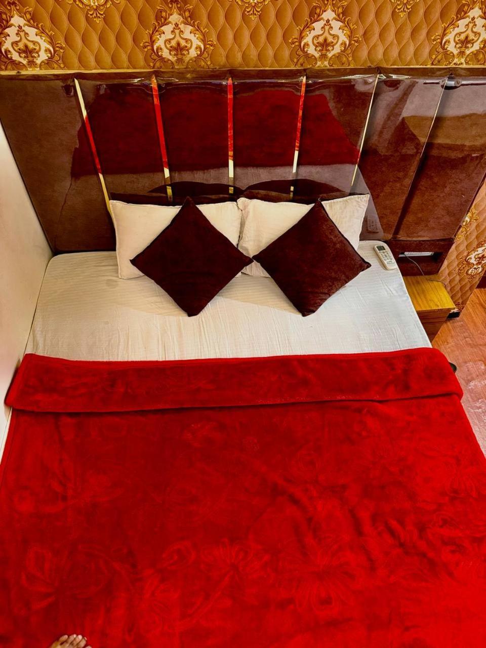 U2 Hotel Wizard Palace Aurangabad  Exterior photo
